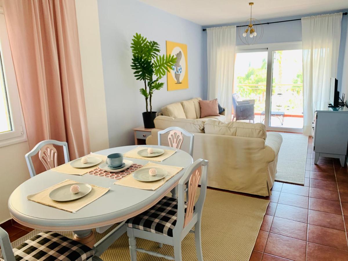 101 Hippo Apartment In Popular Regina Gardens Paphos Buitenkant foto